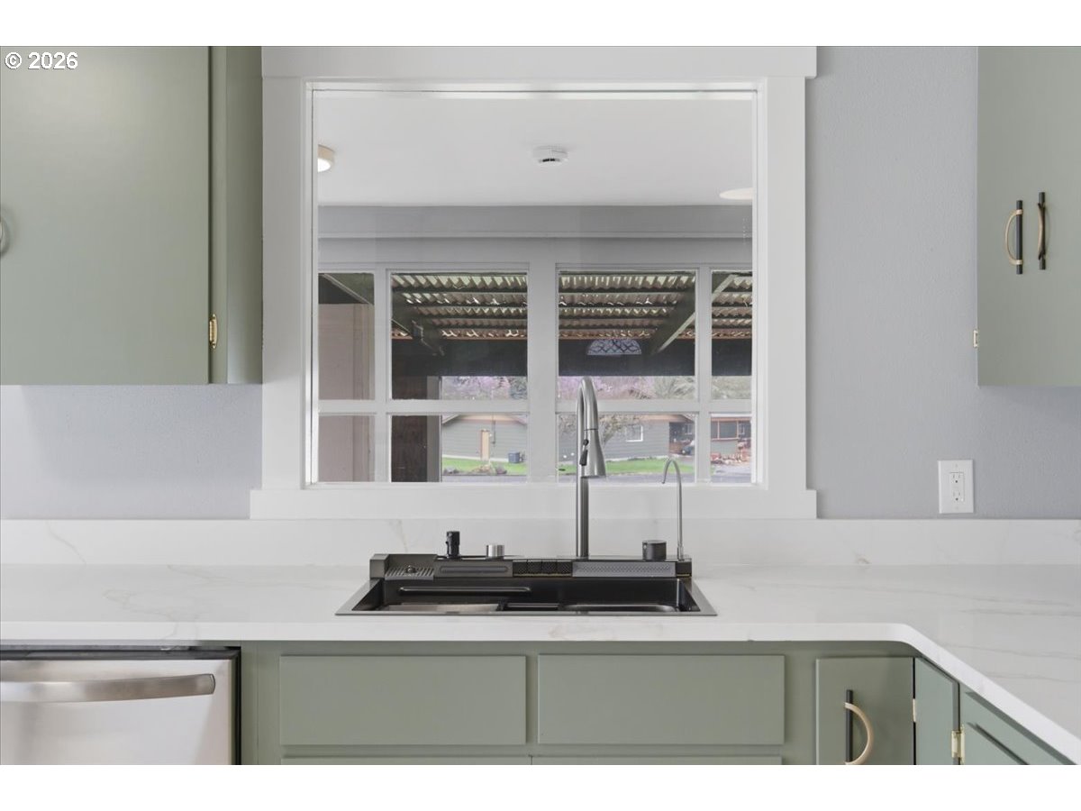 28411 Liberty Road Sweet Home, OR 97386 - Photo 23 of 48 a kitchen with a sink and a window