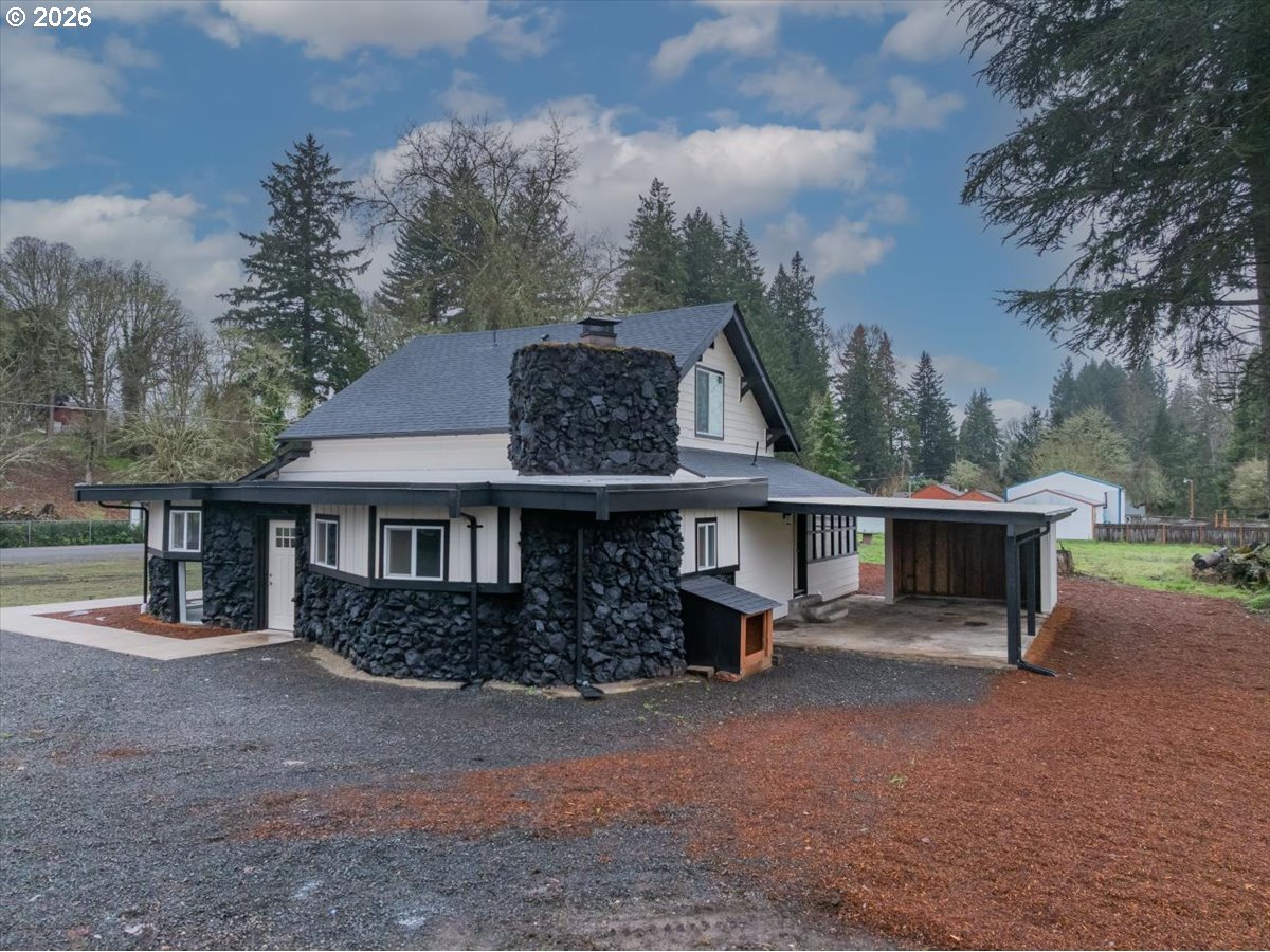 28411 Liberty Road Sweet Home, OR 97386 - Photo 7 of 48