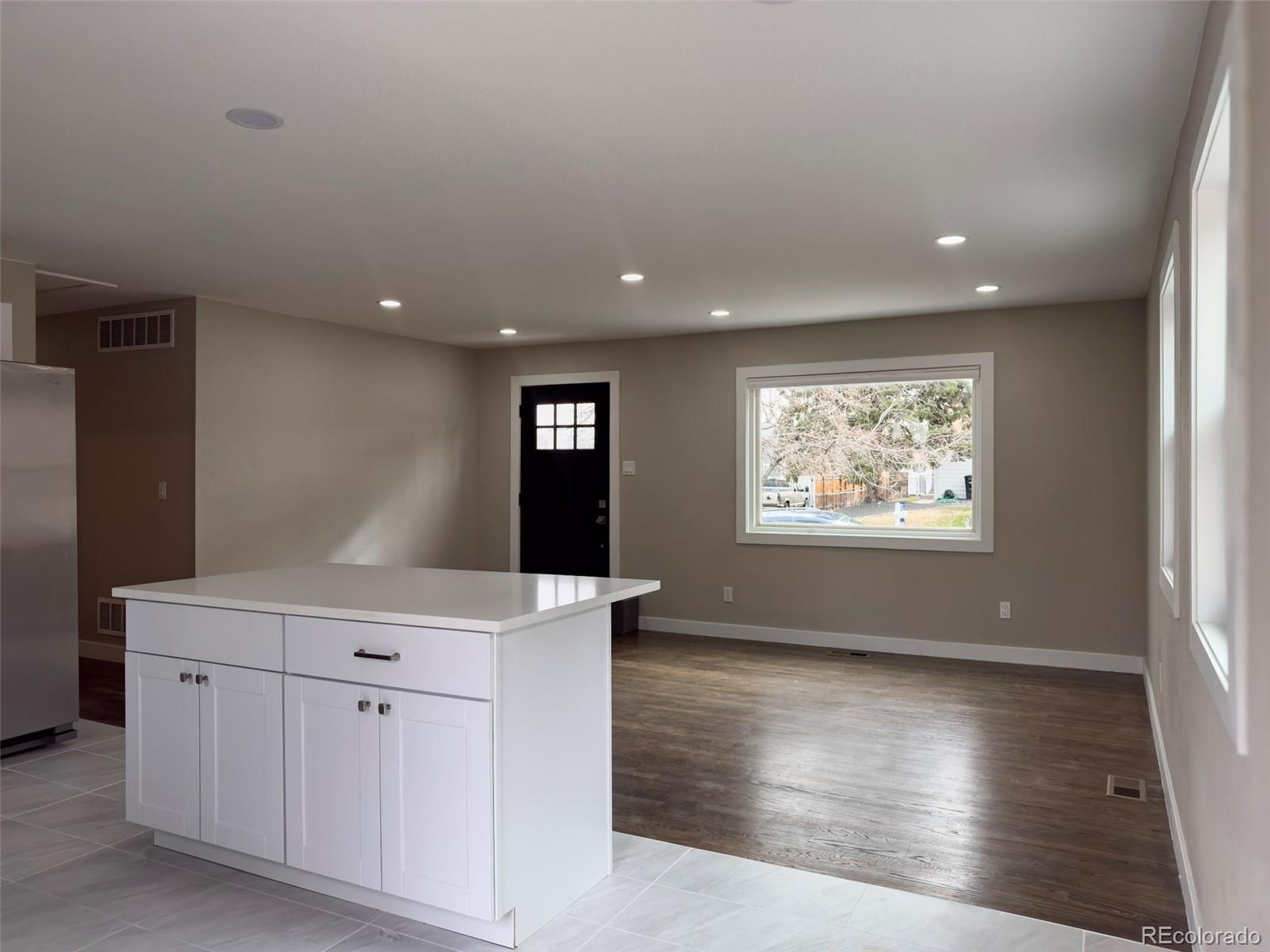 1675 South Raritan Street Denver, CO 80223 - Photo 8 of 21