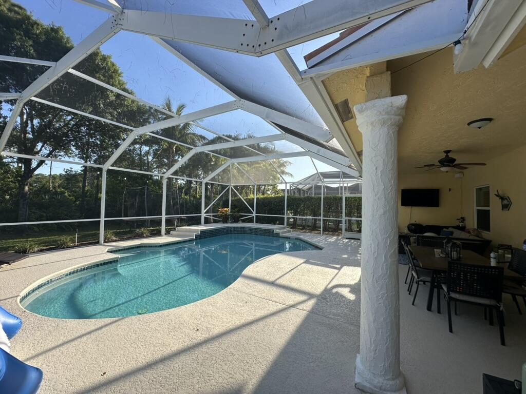 7369 Southeast Seagate Lane Stuart, FL 34997 - Photo 18 of 18 C21081E6-723F-4A93-A0C6-B5FA58482808_1_1