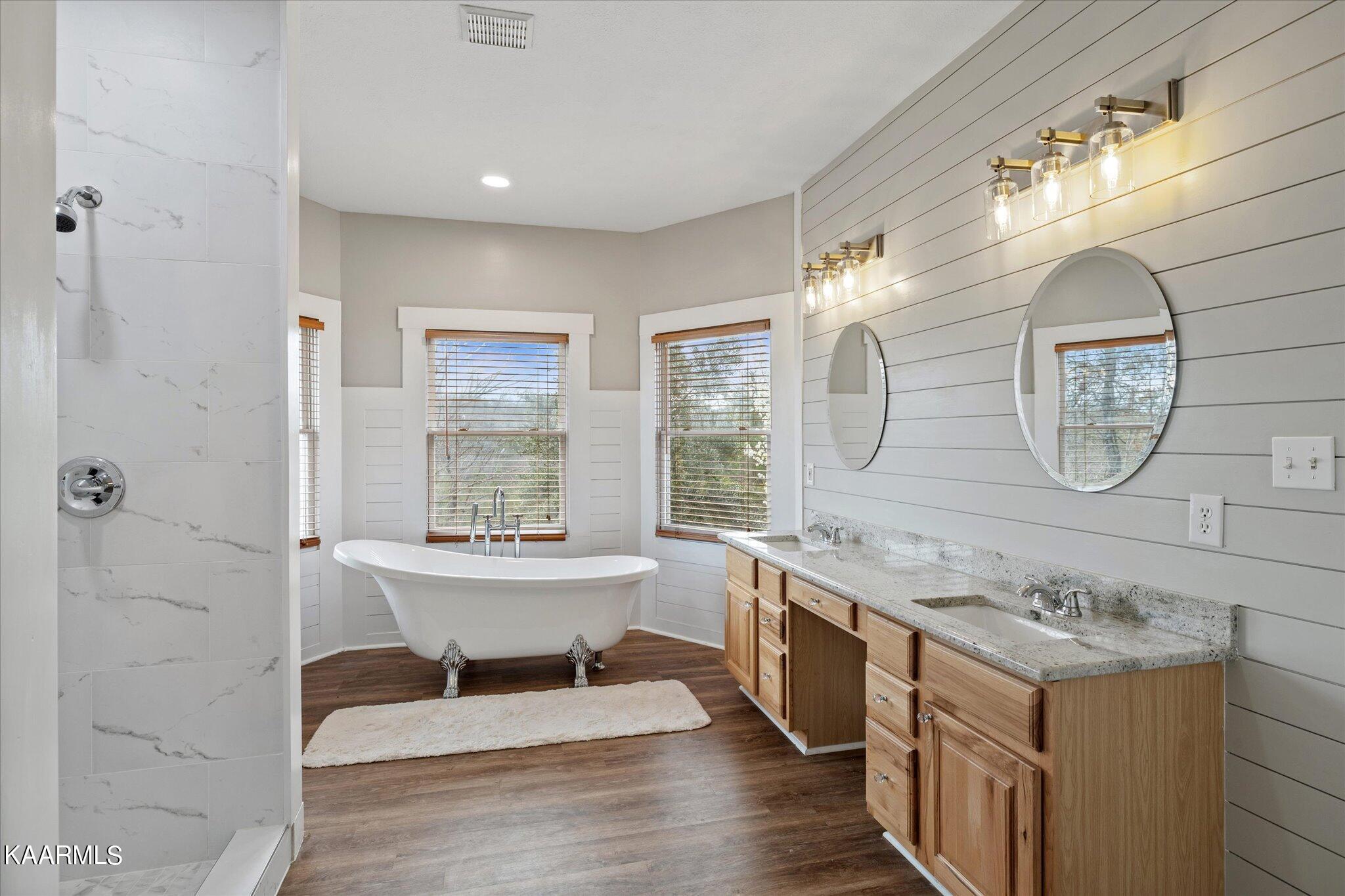 1044 Shadow Ridge Drive Sevierville, TN 37862 - Photo 21 of 38 43-IMG_6731