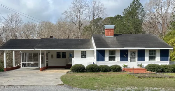 $259,900 | 612 David Street, Elizabethtown, NC 28337