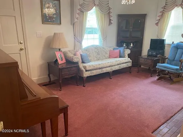 $259,900 | 612 David Street, Elizabethtown, NC 28337