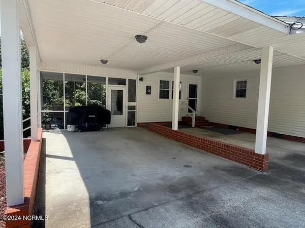 $259,900 | 612 David Street, Elizabethtown, NC 28337