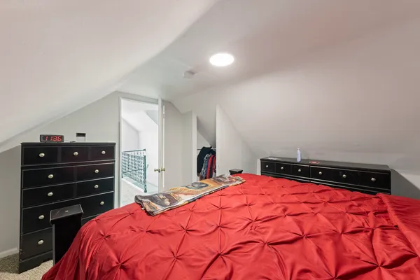 $175,000 | 704 Francis Street, Joliet, IL 60432