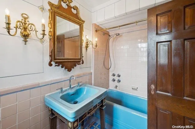 $1,420,000 | 29-37 168th Street | Murray Hill - Flushing