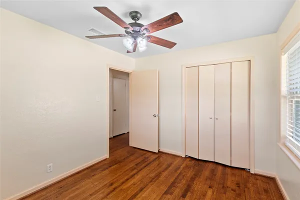 $1,900 | 6714 Langdon Lane, Houston, TX 77074