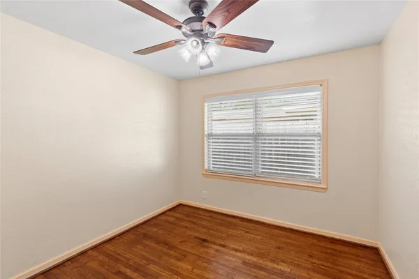 $1,900 | 6714 Langdon Lane, Houston, TX 77074