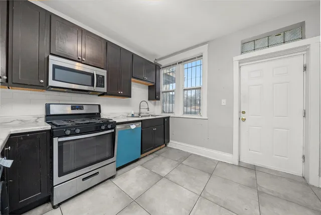 $699,900 | 4615 South Vincennes Avenue, Chicago, IL 60653