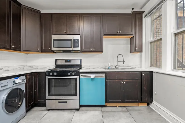 $699,900 | 4615 South Vincennes Avenue, Chicago, IL 60653