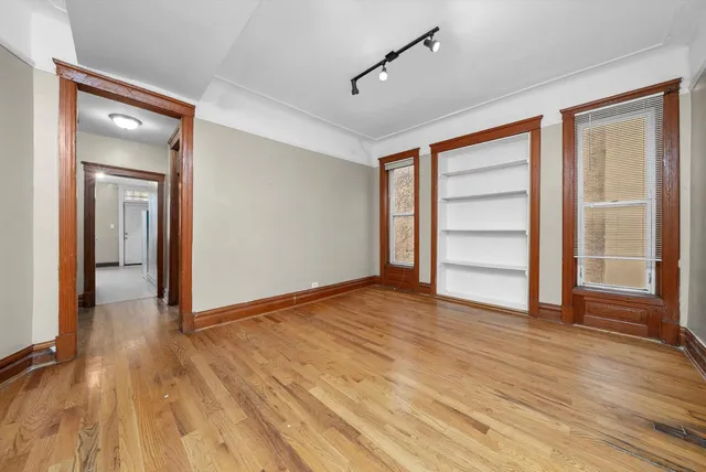 $699,900 | 4615 South Vincennes Avenue, Chicago, IL 60653