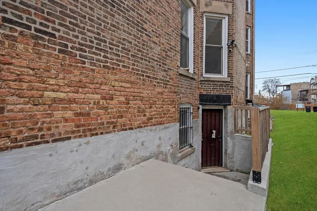 $699,900 | 4615 South Vincennes Avenue, Chicago, IL 60653