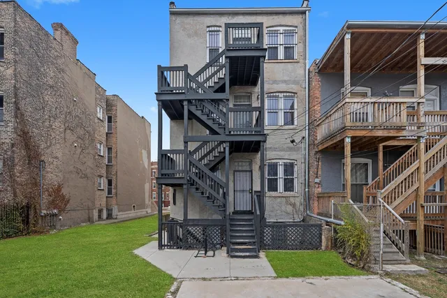 $699,900 | 4615 South Vincennes Avenue, Chicago, IL 60653