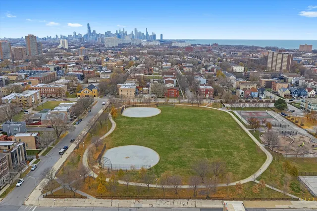 $699,900 | 4615 South Vincennes Avenue, Chicago, IL 60653