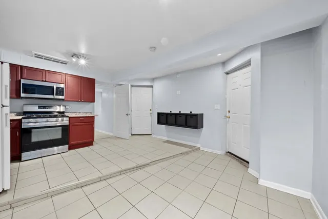 $699,900 | 4615 South Vincennes Avenue, Chicago, IL 60653