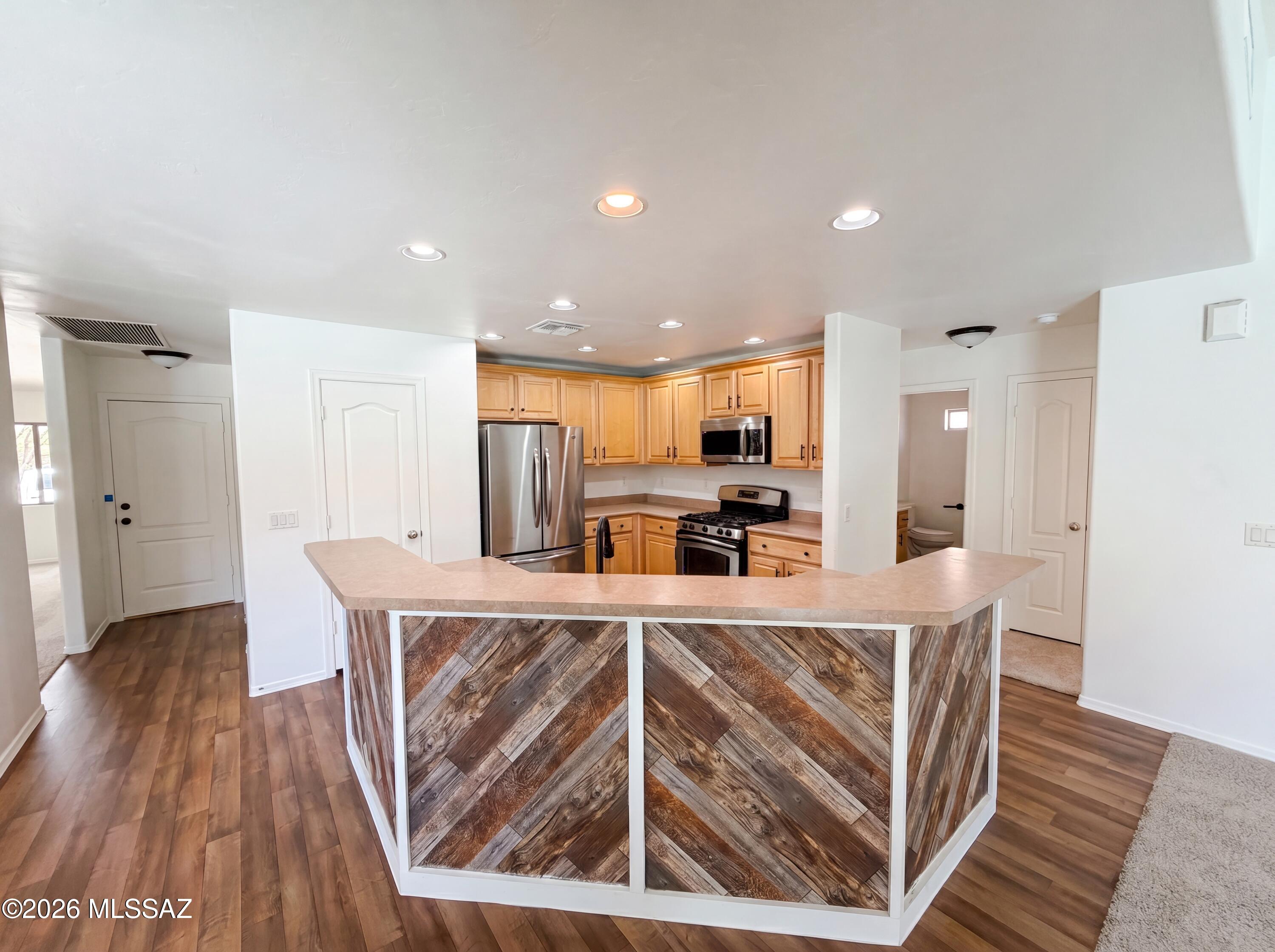 6461 West Harbin Ridge Way Tucson, AZ 85757 - Photo 2 of 22