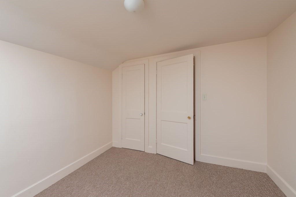 26 Windsor Road Quincy, MA 02171 - Photo 21 of 29 Gallery Image 21