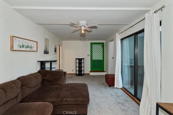 $3,000 | 948 Arbula Drive, Crestline, CA 92325