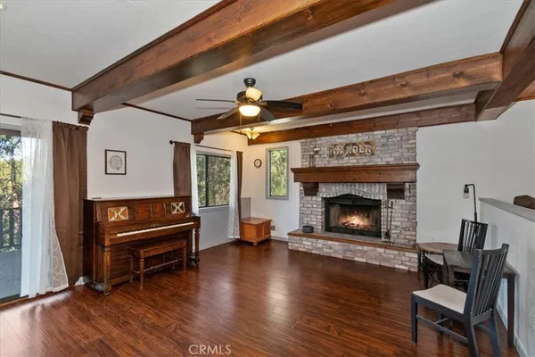 $3,000 | 948 Arbula Drive, Crestline, CA 92325