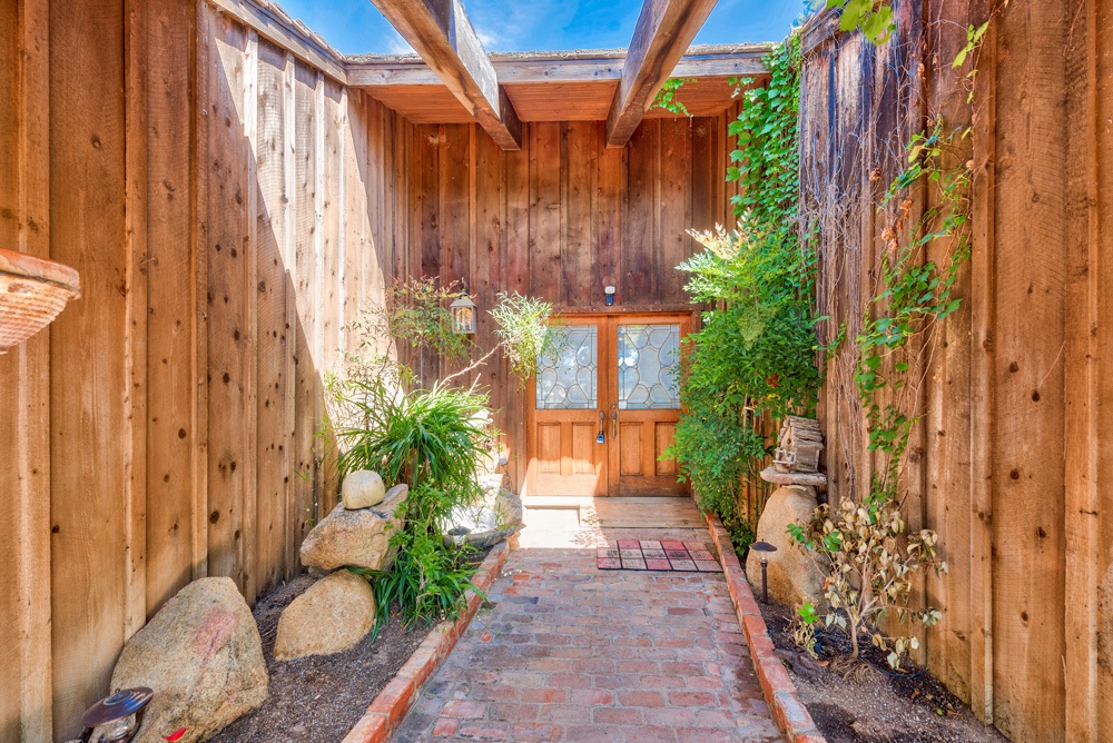 13770 Acorn Patch Road Poway, CA 92064 - Photo 4 of 25