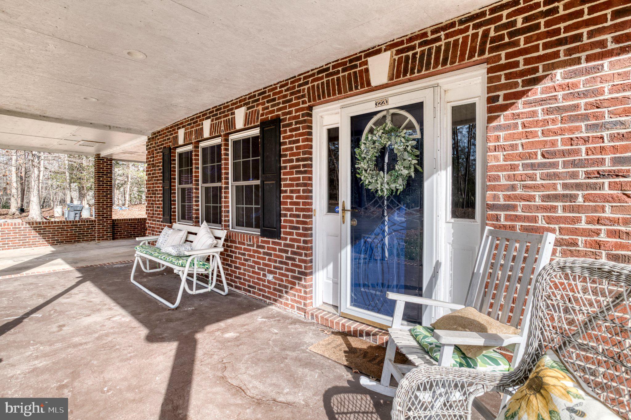 3220 Courtney School Road Midland, VA 22728 - Photo 12 of 111 Charming entryway with inviting porch.