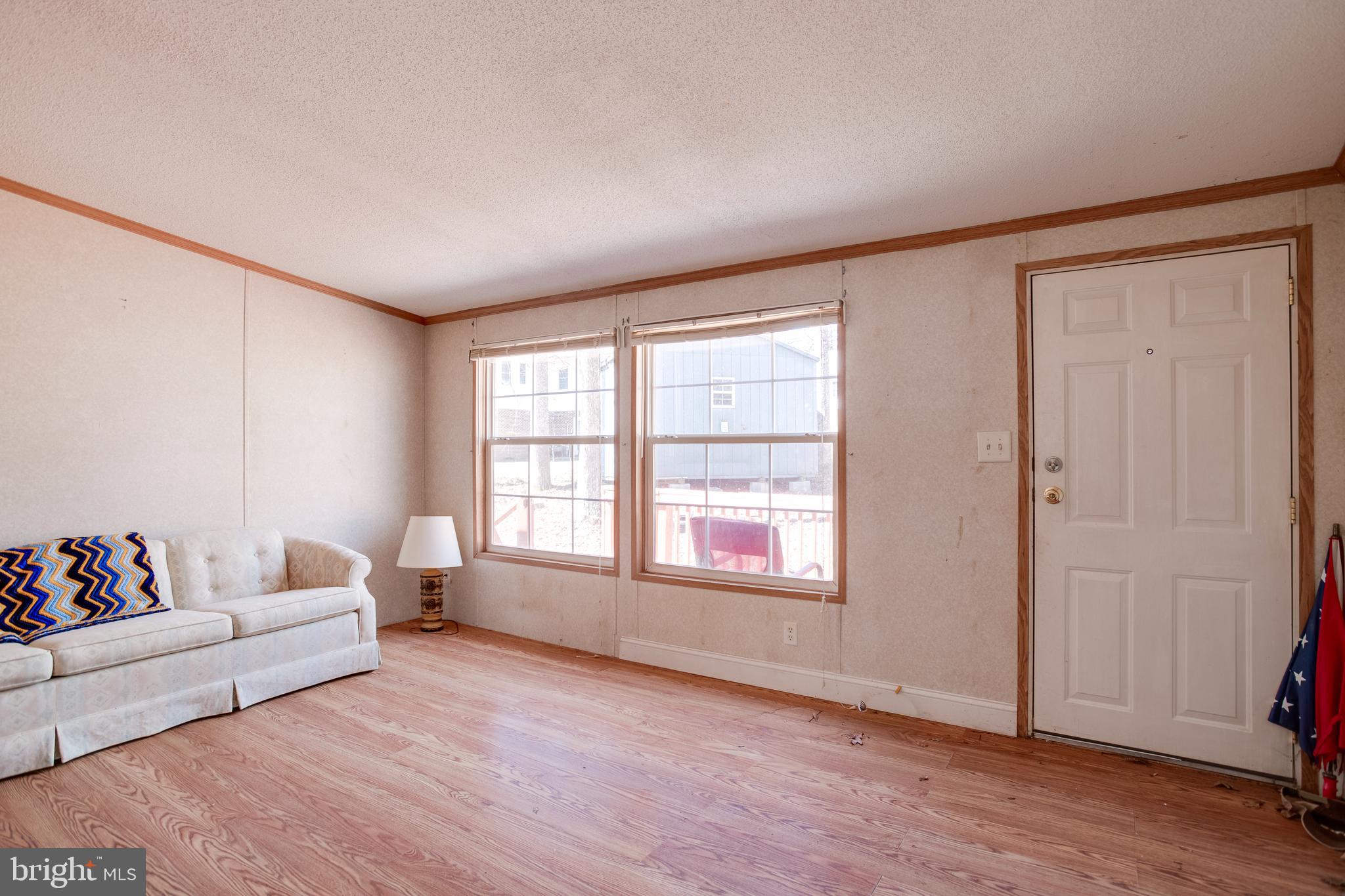 3220 Courtney School Road Midland, VA 22728 - Photo 75 of 111 2nd home living room