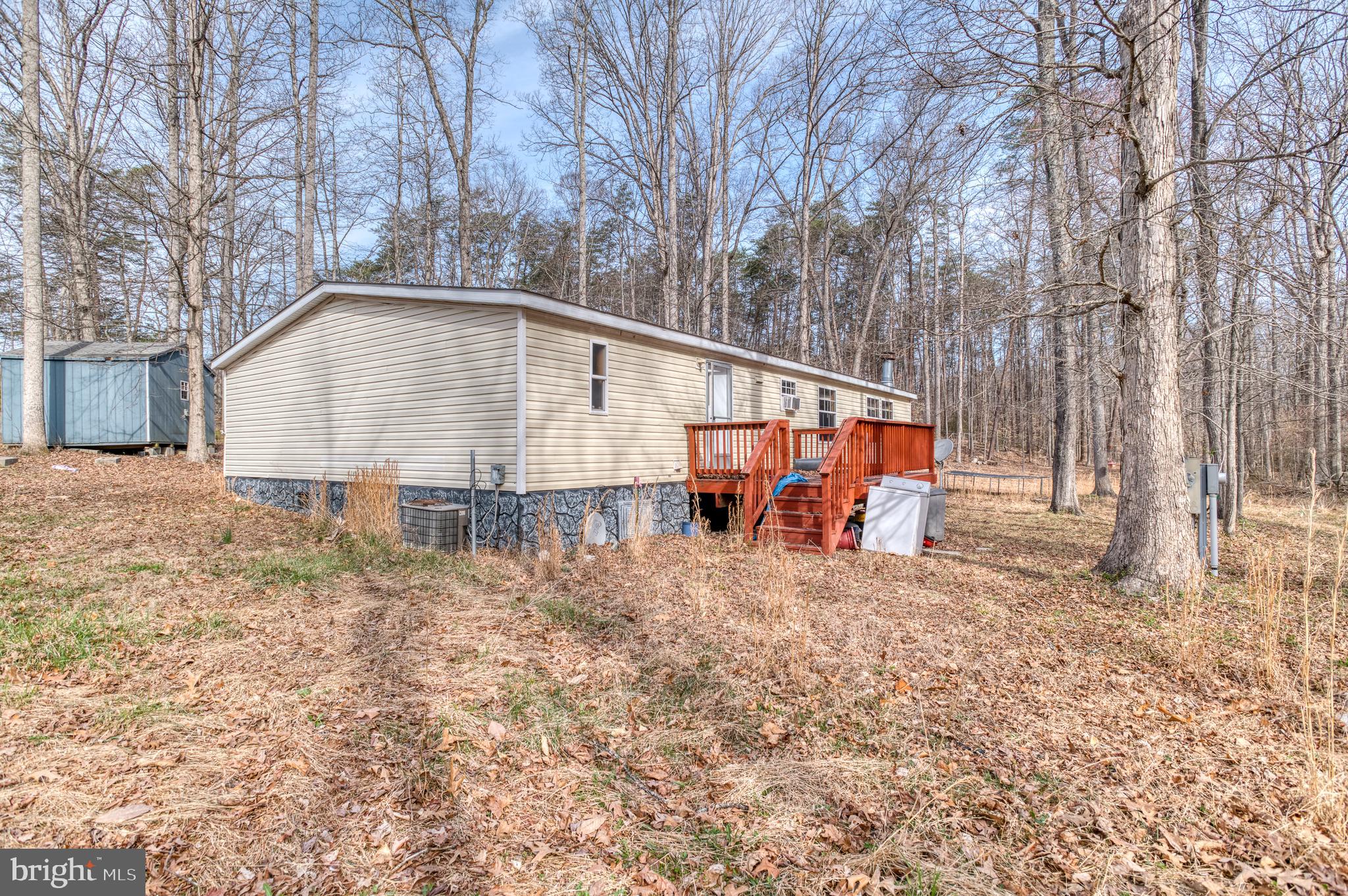 3220 Courtney School Road Midland, VA 22728 - Photo 88 of 111 Second home deck