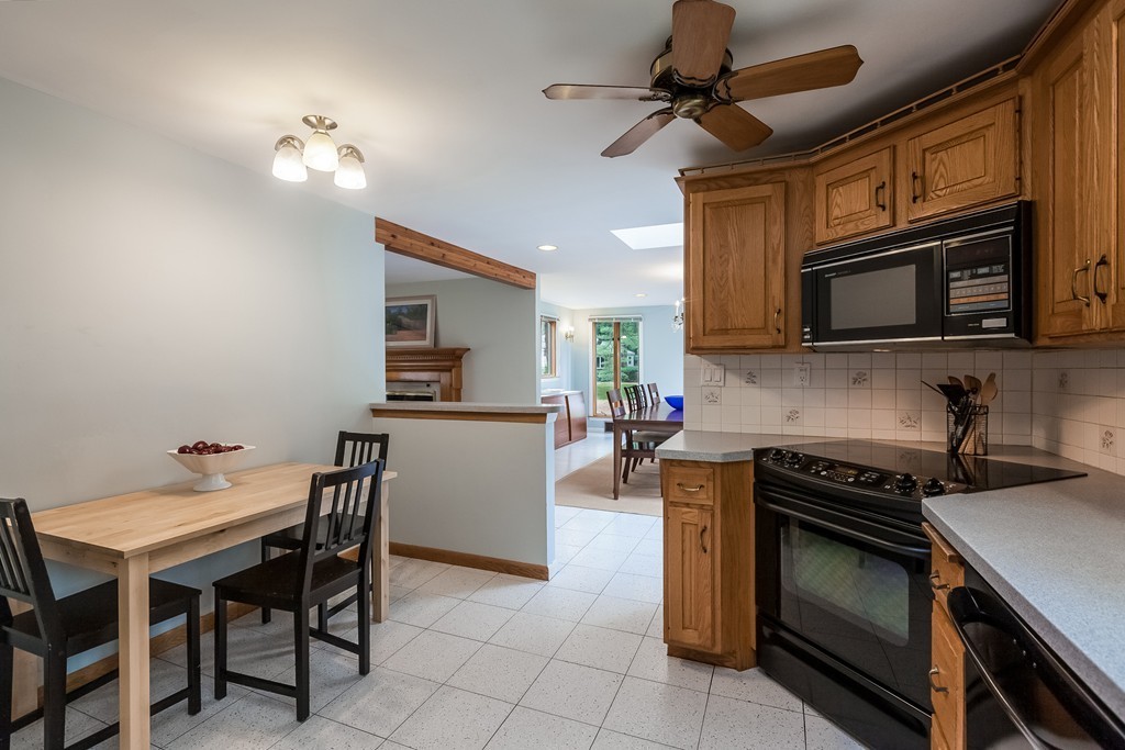12 Elliot Road Sudbury, MA 01776 - Photo 7 of 28