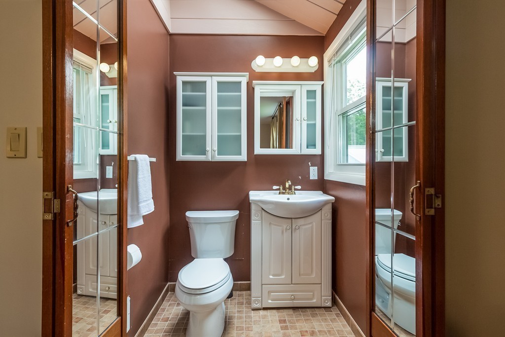 12 Elliot Road Sudbury, MA 01776 - Photo 9 of 28