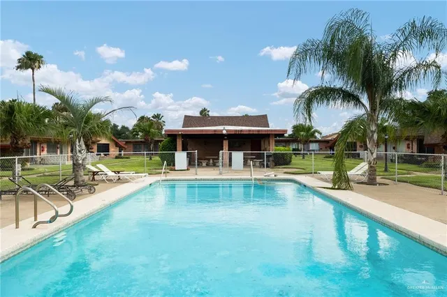 $1,325 | 800 East Dallas Avenue, Unit 7, McAllen, TX 78501