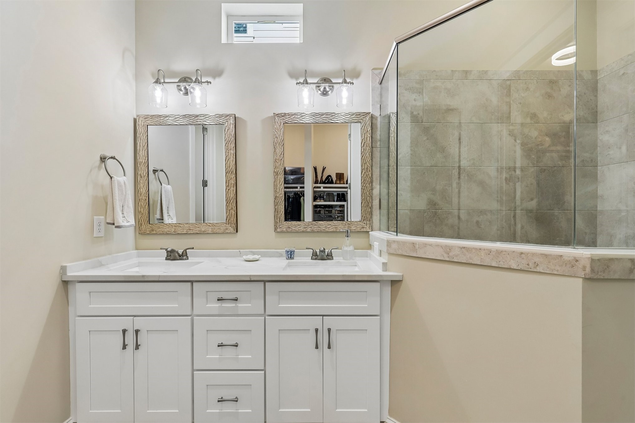 1012 White Street Fernandina Beach, FL 32034 - Photo 24 of 35 a bathroom with a double vanity sink mirror and double