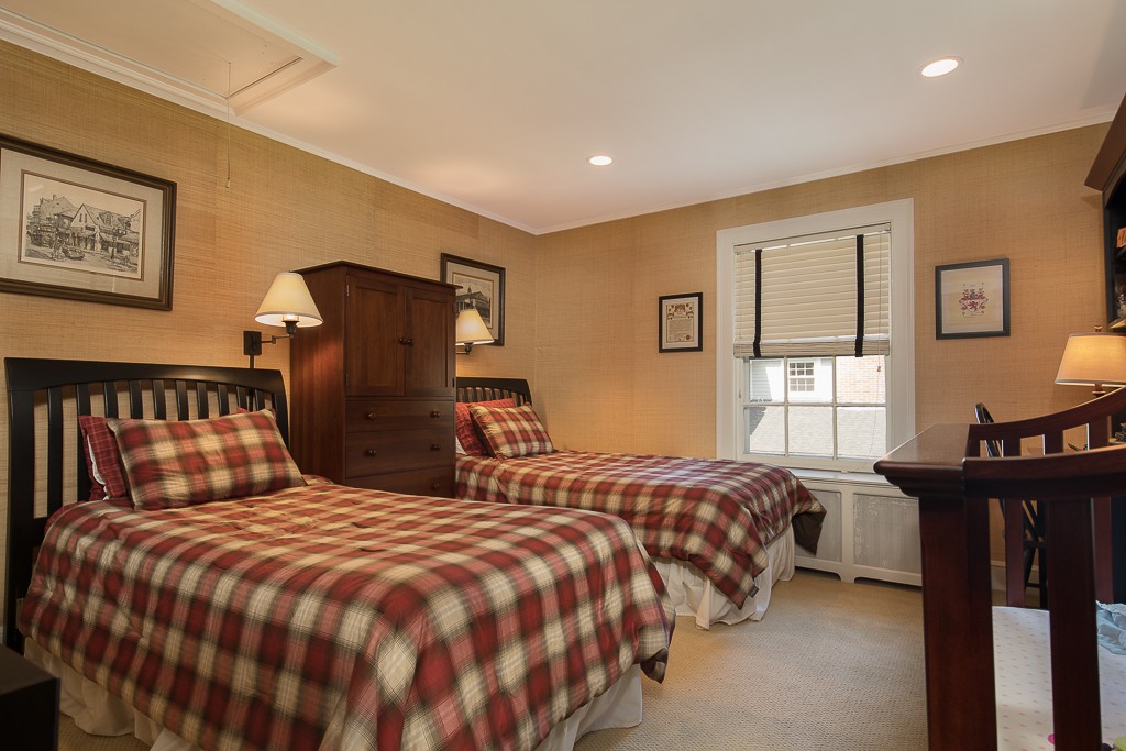 5 Weston Road Hingham, MA 02043 - Photo 15 of 23