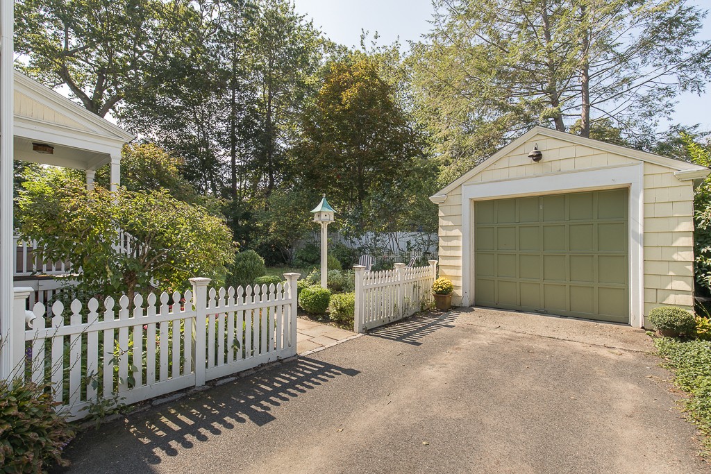 5 Weston Road Hingham, MA 02043 - Photo 18 of 23