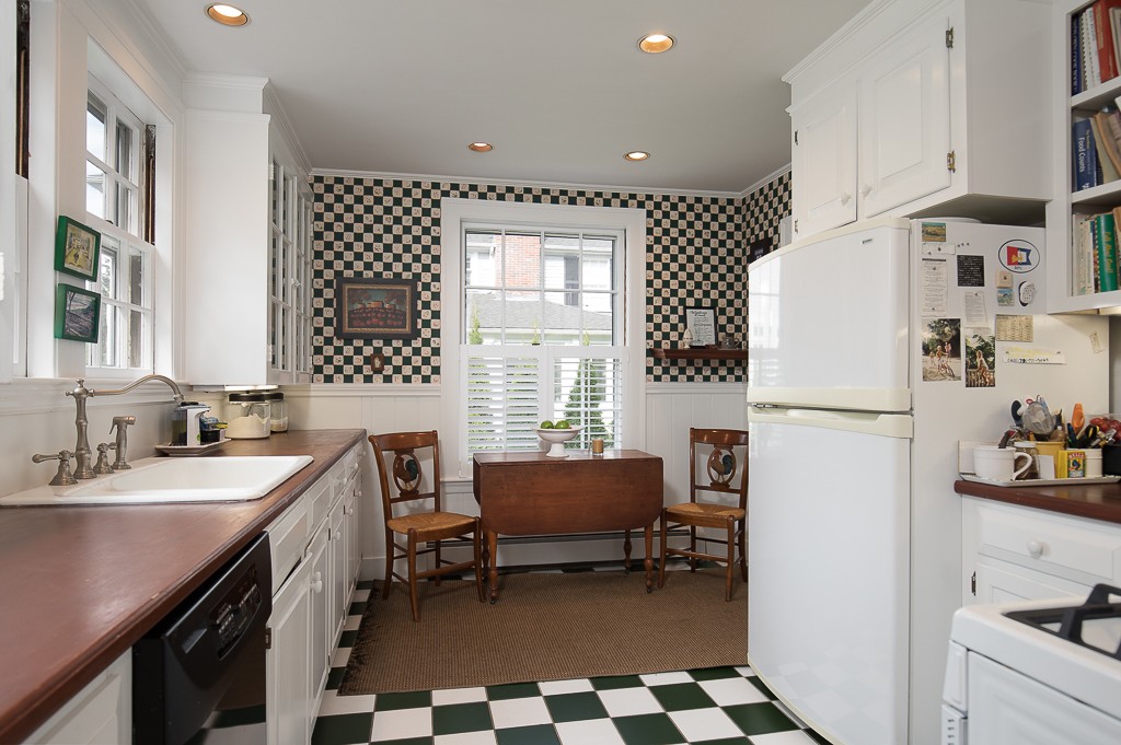 5 Weston Road Hingham, MA 02043 - Photo 7 of 23