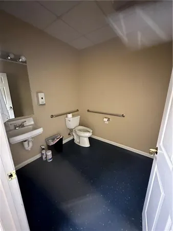 $12 | 665 Philadelphia Street, Indiana, PA 15701