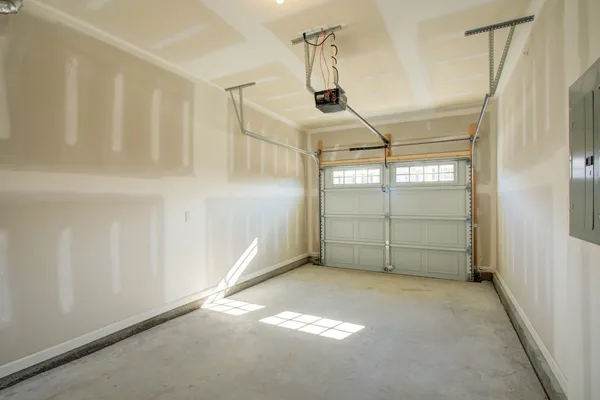 $2,200 | 109 Grand Avenue, Spring Hill, TN 37174