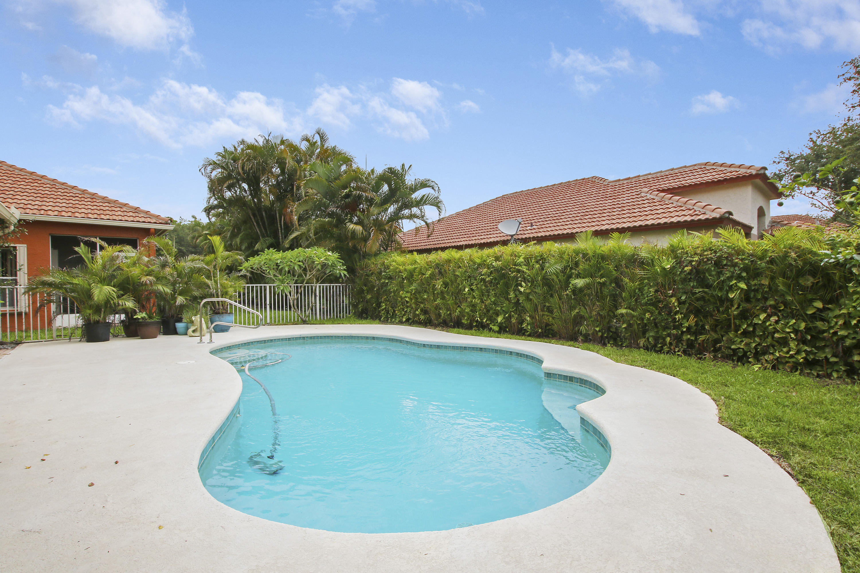 5166 Elpine Way Riviera Beach, FL 33418 - Photo 15 of 30 Pool