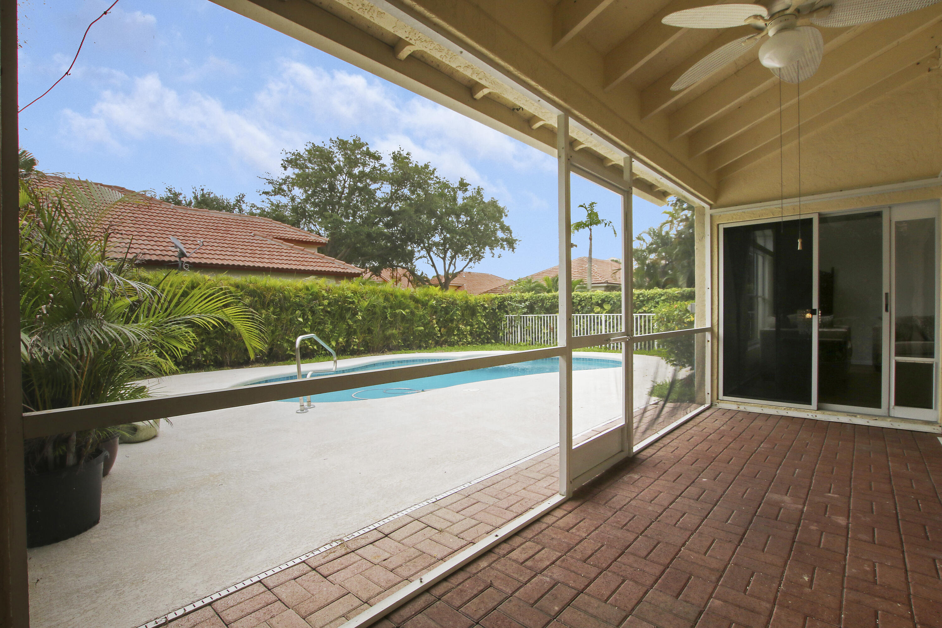 5166 Elpine Way Riviera Beach, FL 33418 - Photo 19 of 30 Patio