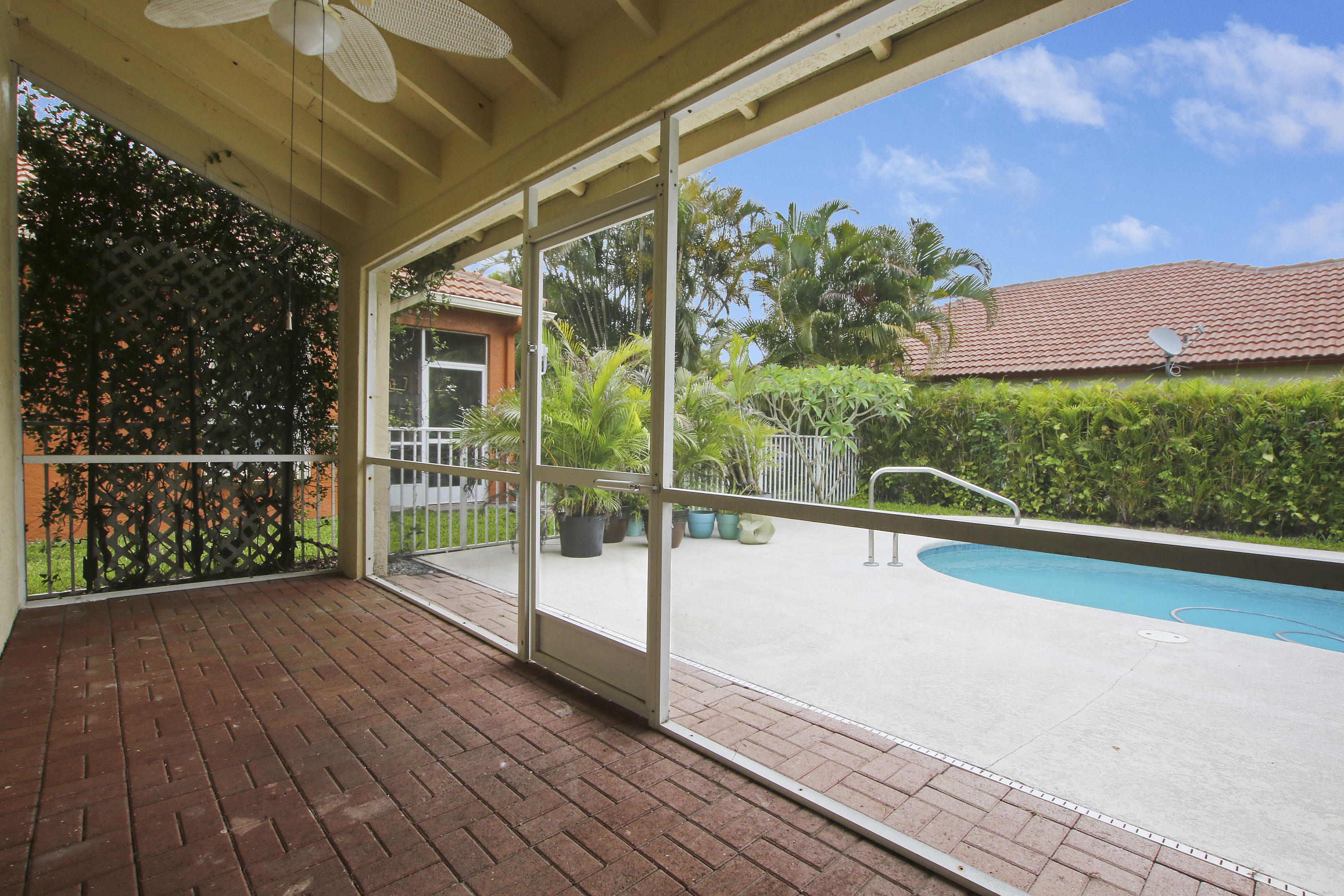 5166 Elpine Way Riviera Beach, FL 33418 - Photo 20 of 30 Patio
