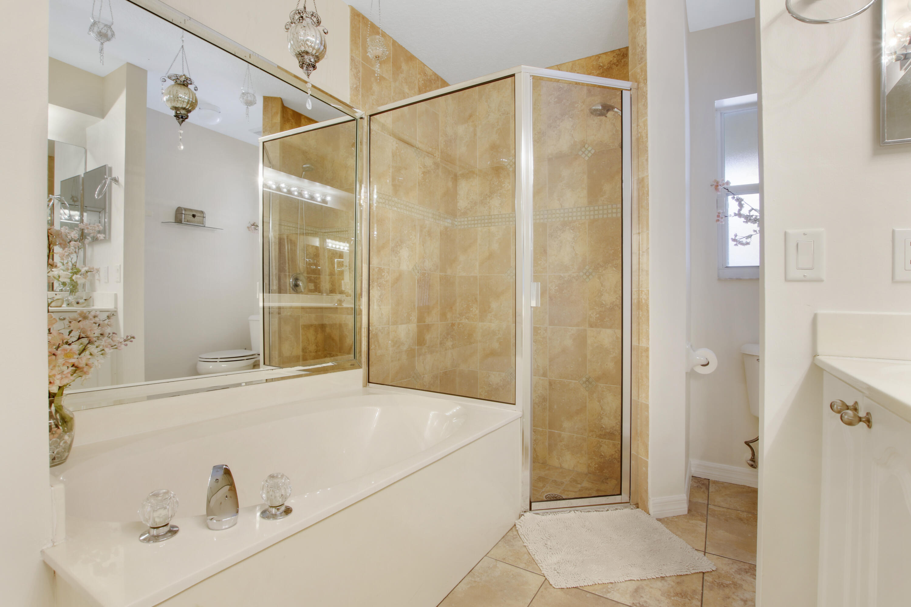 5166 Elpine Way Riviera Beach, FL 33418 - Photo 23 of 30 Primary Bathroom