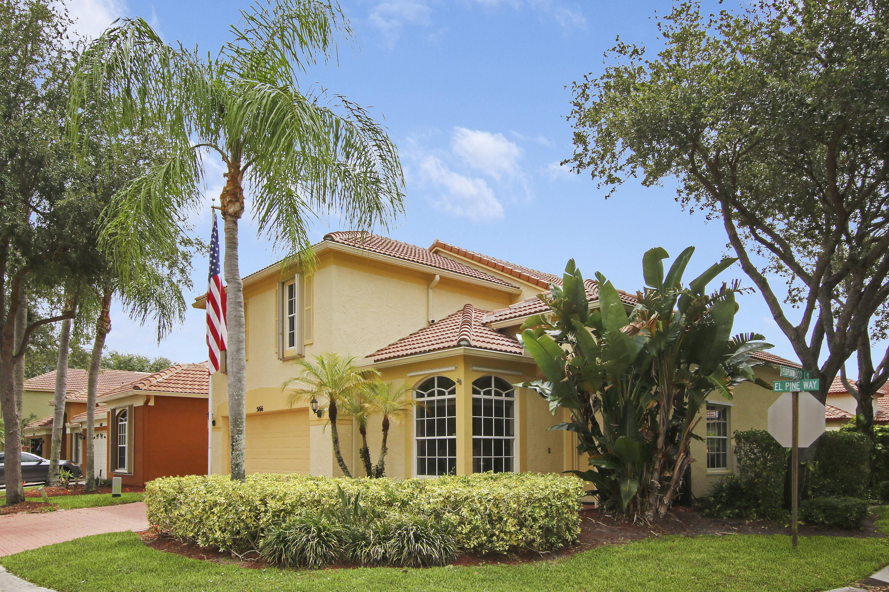 5166 Elpine Way Riviera Beach, FL 33418 - Photo 3 of 30 Front