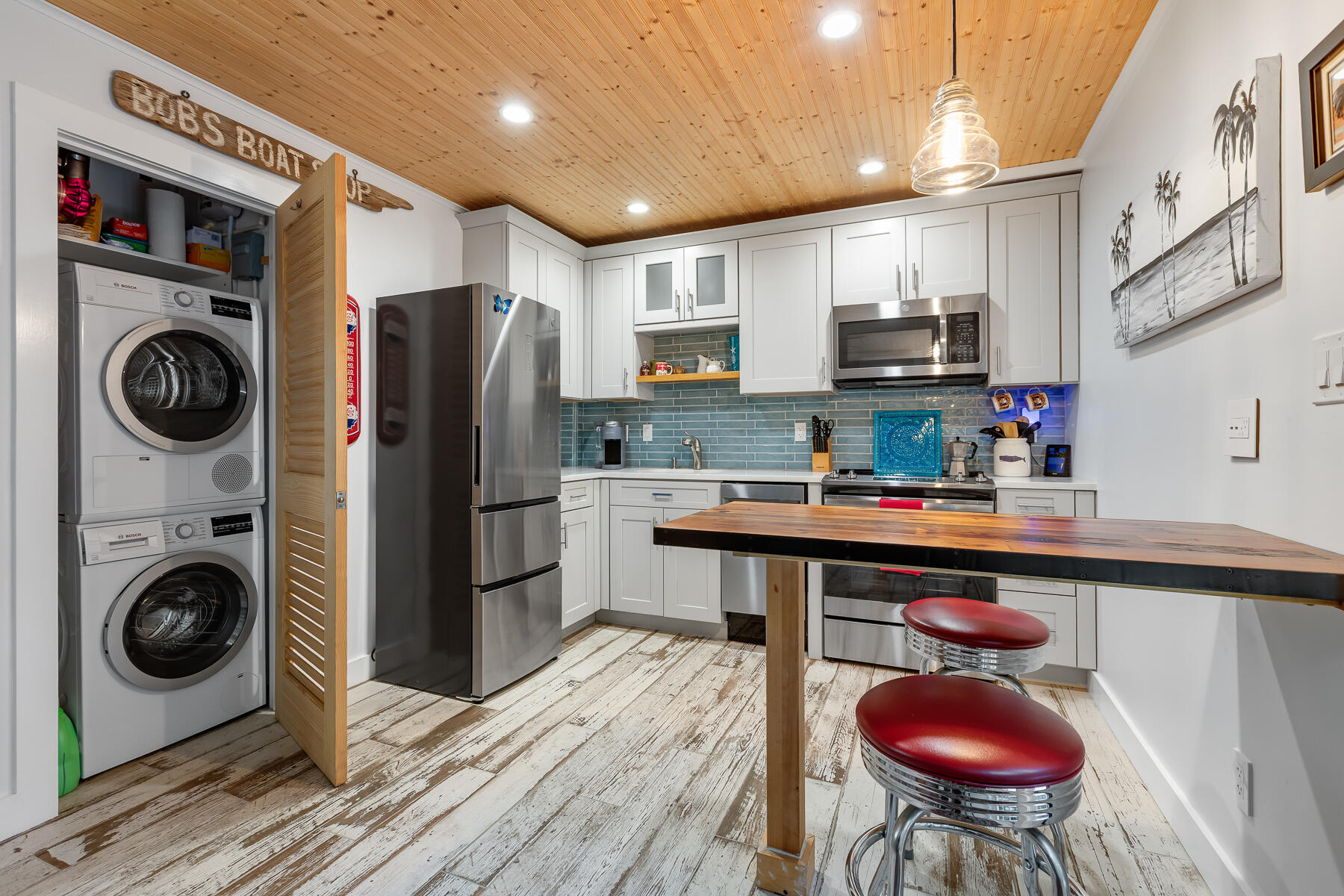 621 Elizabeth Street Key West, FL 33040 - Photo 29 of 37 621 ELIZABETH ST WEB-31