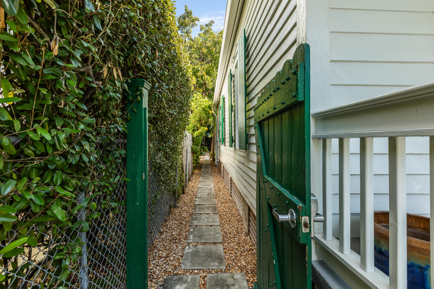 621 Elizabeth Street Key West, FL 33040 - Photo 36 of 37 621 ELIZABETH ST WEB-2