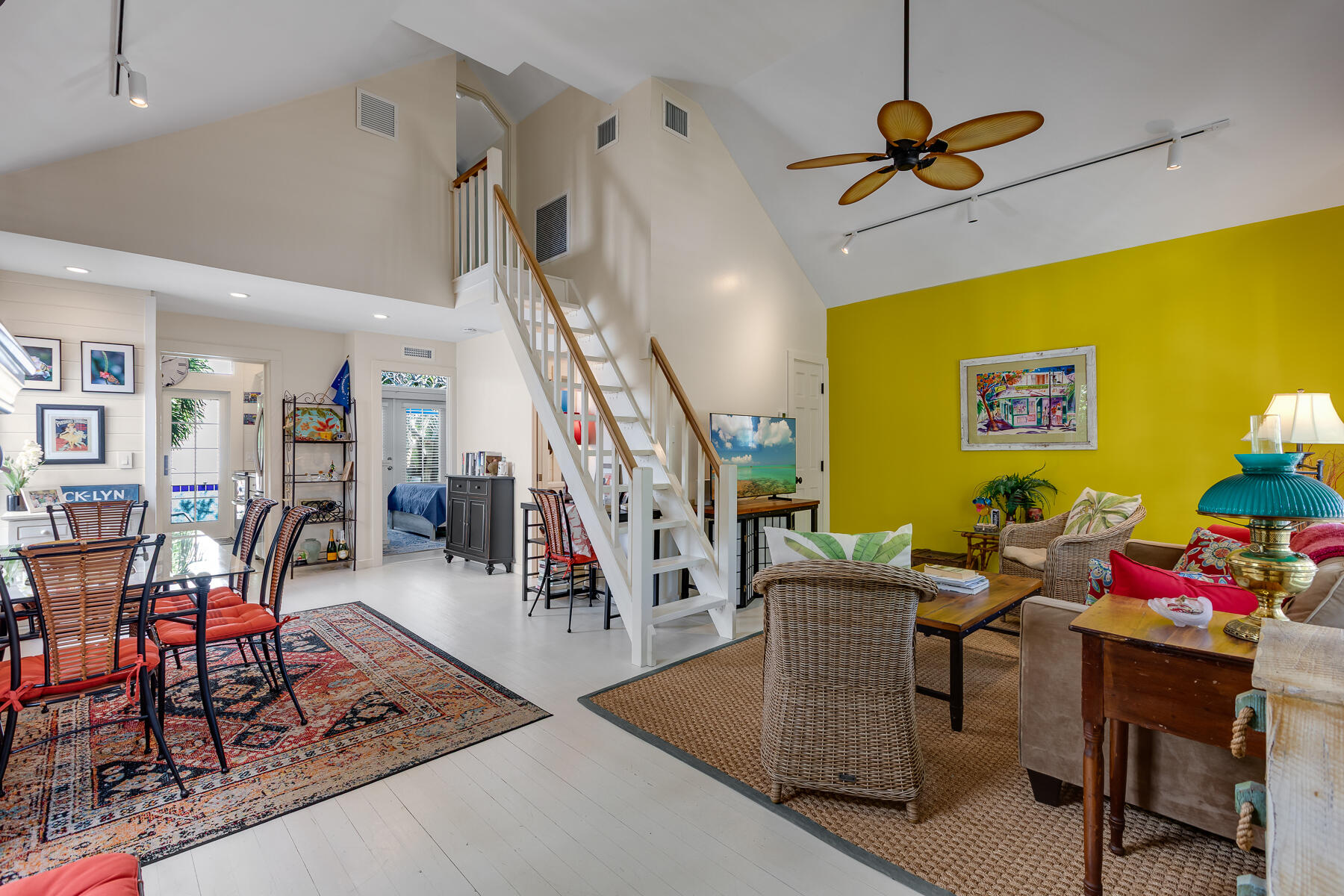 621 Elizabeth Street Key West, FL 33040 - Photo 4 of 37 621 ELIZABETH ST WEB-5