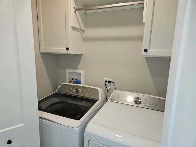 $4,295 | 170 Pointe Drive, Unit 170, Northbrook, IL 60062