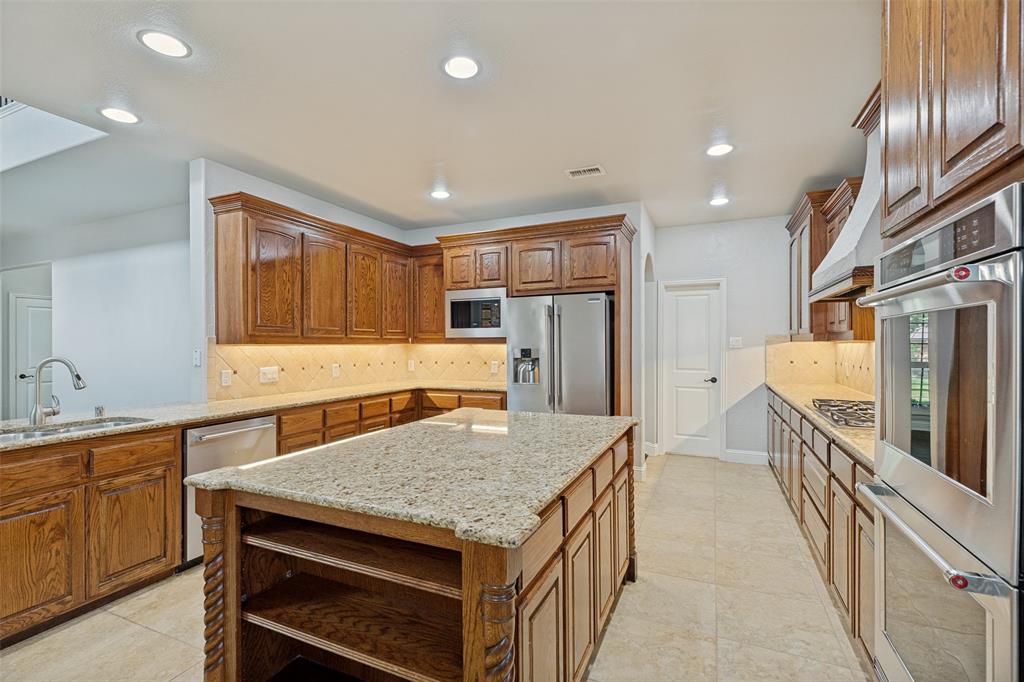 10325 Fire Ridge Drive Frisco, TX 75033 - Photo 11 of 40