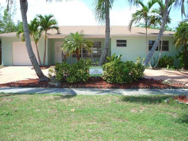 413 Harbour Road North Palm Beach, FL 33408 - Photo 1 of 10 Primary Photo