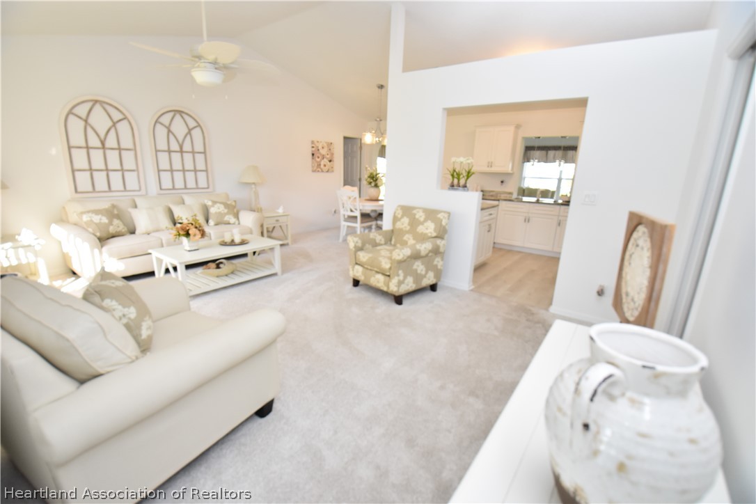2021 Par Road Sebring, FL 33872 - Photo 4 of 23 Gallery Image 4