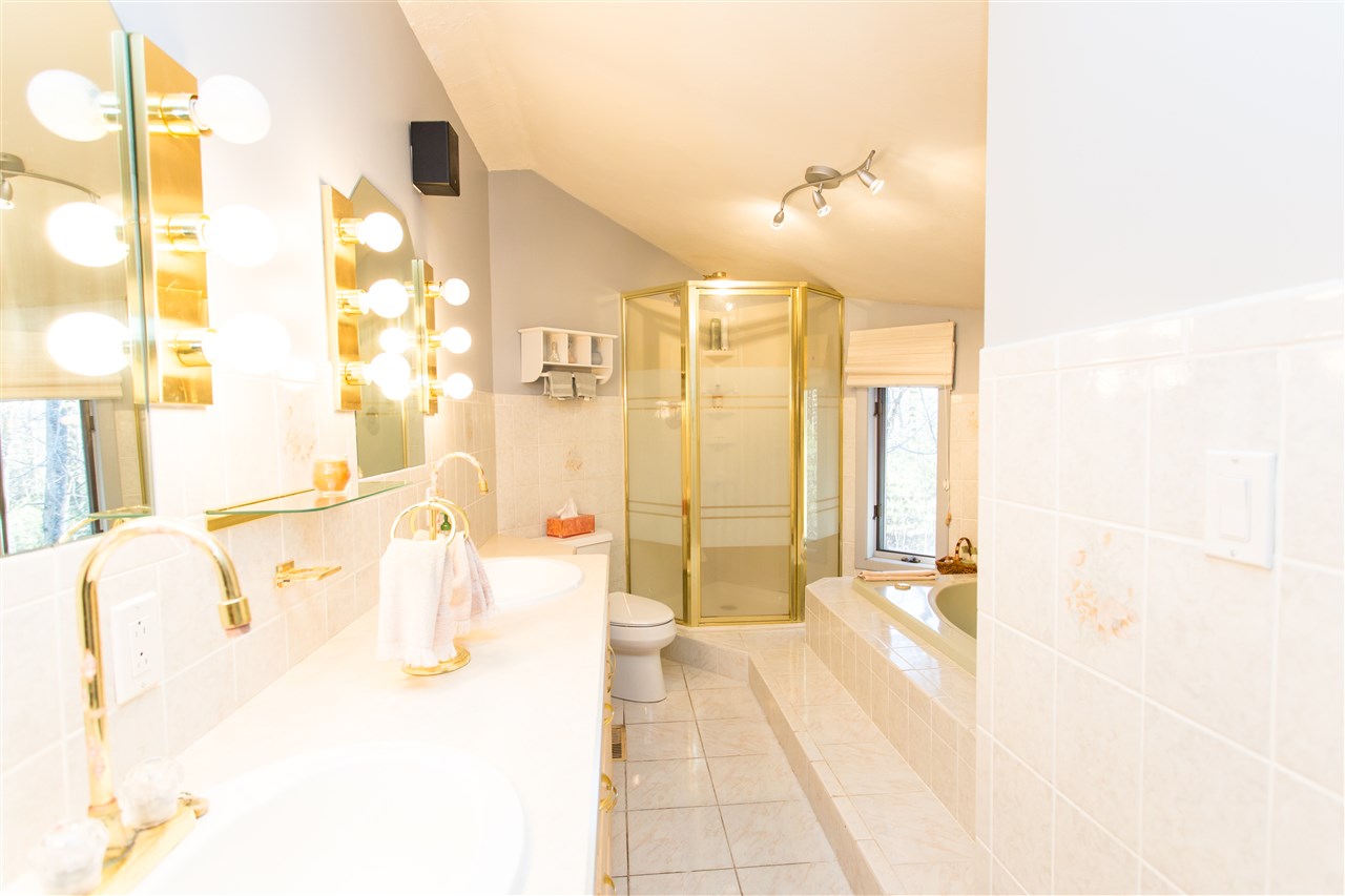 1214 Smyth Road Hooksett, NH 03106 - Photo 12 of 18 Gallery Image 12