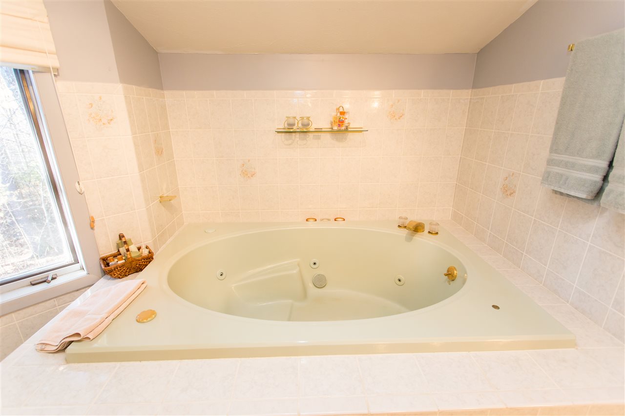 1214 Smyth Road Hooksett, NH 03106 - Photo 13 of 18 Gallery Image 13